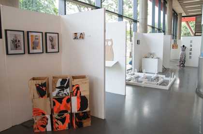 Photograph of art school studio.