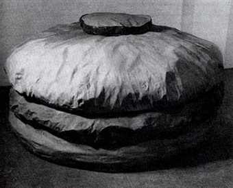 Claes Oldenburg Floor Burger 1962