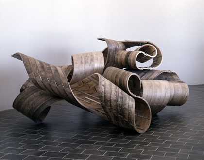 Richard Deacon Restless 2005 showing a twisted wood floor sculpture by the artist