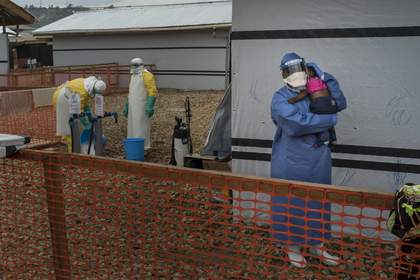 Diana Zeyneb Alhindawi_4_ebola congo drc conflict