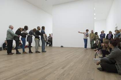 Boris Charmatz expo zéro Photo: Olivia Hemingway © Tate Photography, 2015