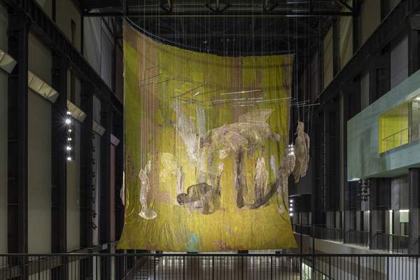 Hyundai Commission El Anatsui Exhibition Guide Tate hyundai-commission-el-anatsui-exhibition-guide-tate