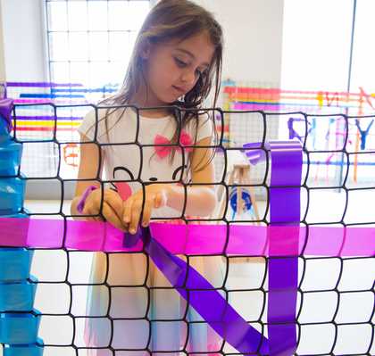Girl weaving © Tate