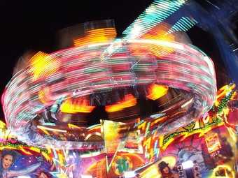 Fairground Ride by Iantresman (Own work) CC BY 3.0, via Wikimedia Commons