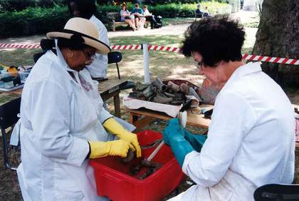 Field centre, Tate Thames Dig 1999