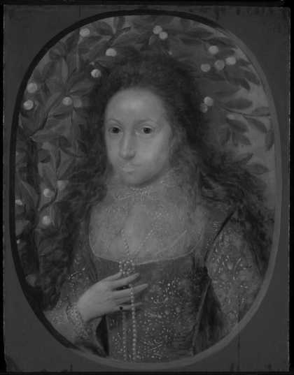 Fig.17 Lady Anne Pope c.1615, photographed in black and white in raking light from the left