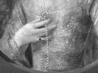 Fig.11 Infrared reflectograph detail of the hand and bodice