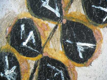 Fig.16 Detail of the necklace, photographed at x8 magnification