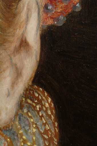 Fig.18 Detail of the sitter’s left ear, with the ruff, hair and background paint