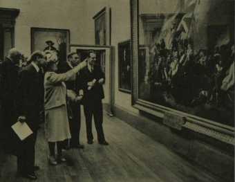 Fig.1 The King and Queen examining John Singleton Copley’s painting The Death of Major Peirson, 6 January 1781 1783 at the Tate Gallery exhibition American Painting in 1946