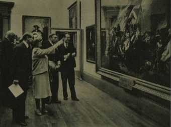 The King and Queen examining John Singleton Copley’s painting The Death of Major Peirson, 6 January 1781 1783 at the Tate Gallery, 1946