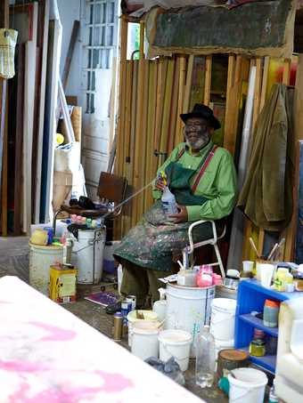 Fig.25 Frank Bowling in his studio, 2014