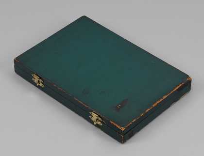 Fig.3 Eleanor Antin, Blood of a Poet Box with the box lid closed