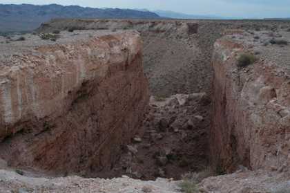 Michael Heizer, Double Negative 1969–70