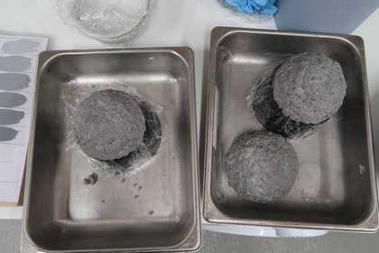 Fig.6 Grey acrylic emulsion paint was applied to hemispheres covered in papier mâché, created using bowls as moulds
