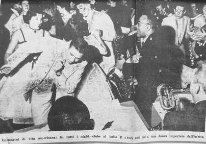 Fig.7 Photograph illustrating Piero Girace’s review ‘Guardiamo nel Labirinto delle Città’, Il Popolo di Roma[?], 17 July 1956