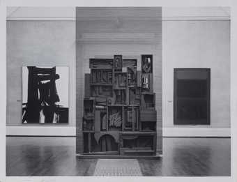 Franz Kline’s Meryon (1960–1), Louise Nevelson’s Black Wall (1959) and Mark Rothko’s Light Red Over Black (1957) at the Tate Gallery in London, c.1965