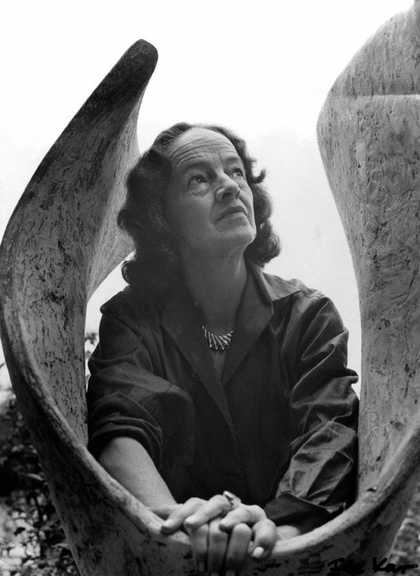 Barbara Hepworth with Curved Form (Trevalgan) 1956 1961