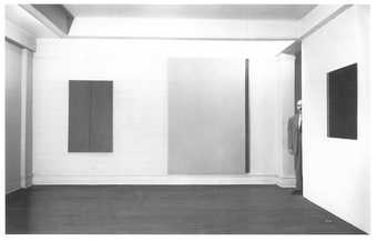 Hans Namuth, Barnett Newman with Onement II (left), Eve (centre) and Joshua (right) at Betty Parsons Gallery, New York, 1951 © Hans Namuth Ltd, New York
