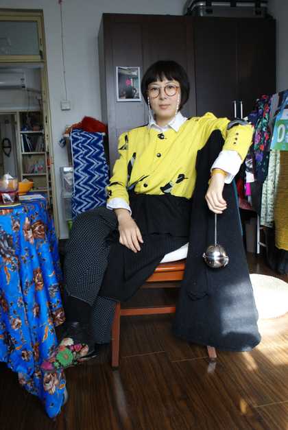 Photograph of artist Gao Ling