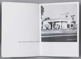 Edward Ruscha, Twentysix Gasoline Stations, 1963, 3rd edition, Los Angeles 1969