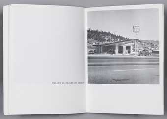 Edward Ruscha Twentysix Gasoline Stations, 1963, 3rd edition, Los Angeles 1969