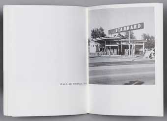 Edward Ruscha, Twentysix Gasoline Stations, 1963, 3rd edition, Los Angeles 1969