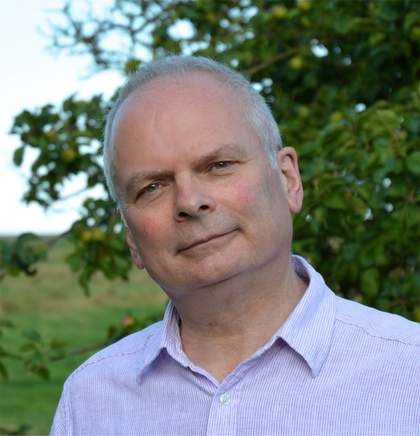 photograph of Geoffrey Munn