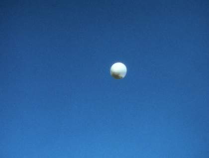 Ana Mendieta Weather Balloon, Feathered Balloon 1974, film still. Copyright The Estate of Ana Mendieta Collection, L.L.C. Courtesy Galerie Lelong & Co. and Alison Jacques Gallery