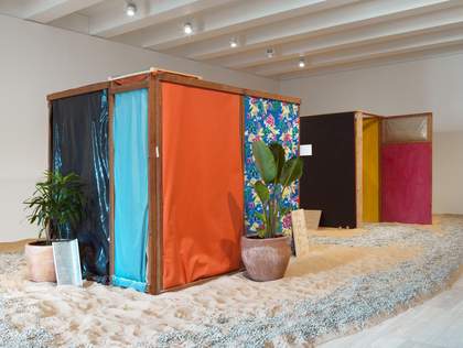 Hélio Oiticica Tropicália, Penetrables PN 2 'Purity is a myth' and PN 3 'Imagetical' 1966-7 Alex Wojcik © Tate Photography Tate 2016