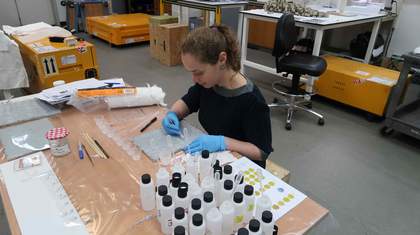 Testing cleaning solutions 