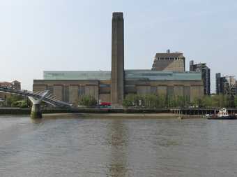 Tate Modern building exterior