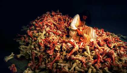 Marina Abramović, Balkan Baroque 1997, 4-day-and-6-hour performance, 47th Venice Biennale