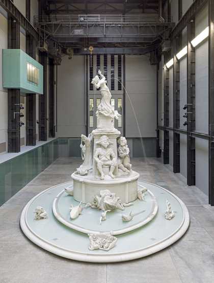Photograph of Kara Walker's 'Fons Americanus' at Tate Modern