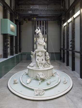 photograph of monument, Fons Americanus, installed in the Turbine Hall at Tate Modern by Kara Walker