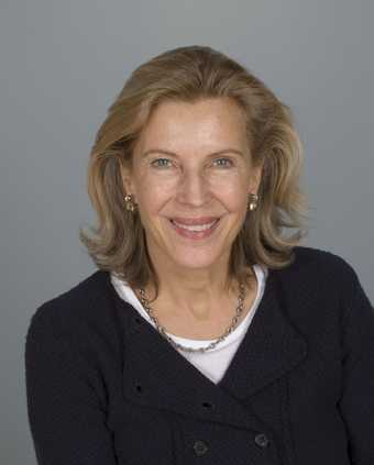 portrait of Katrin Henkel