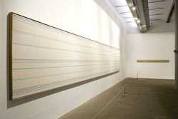 Kenneth Noland Installation Tate Liverpool