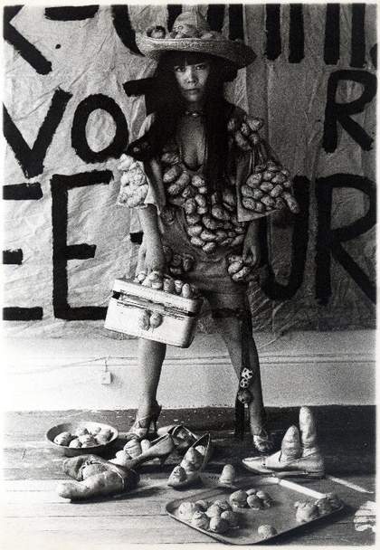 Kusama Fashion, 1970