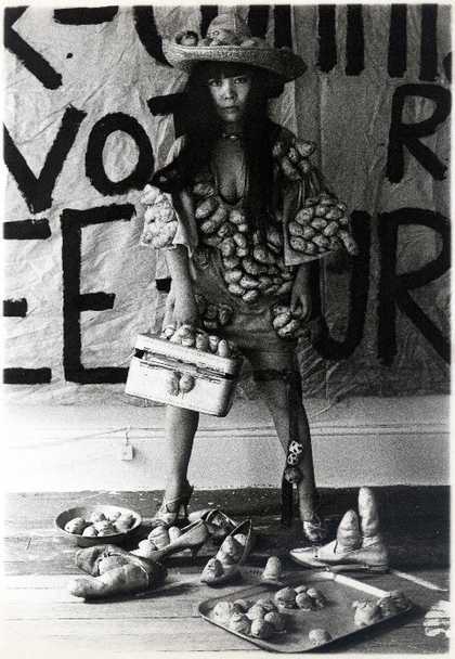 Kusama Fashion, 1970