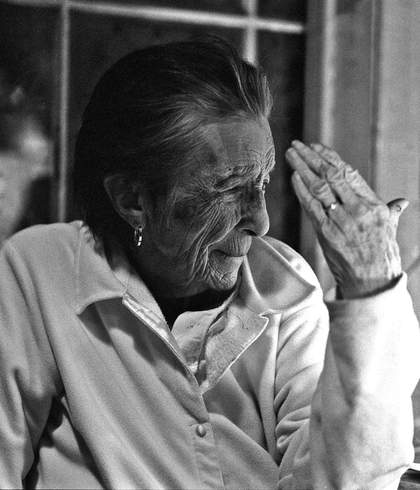 portrait of Louise Bourgeois in black and white