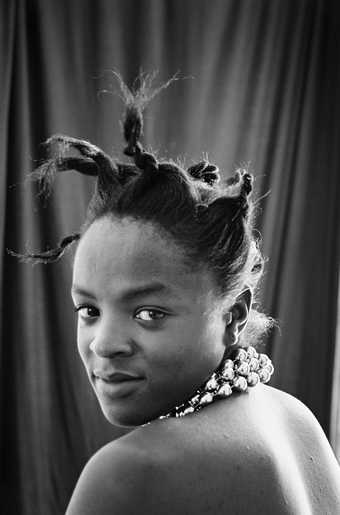 Zanele Muholi Manucha, Muizenberg, Cape-Town 2010