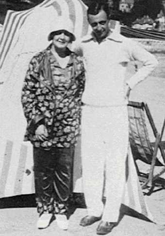 Melanie Klein and her son Hans in Brittany, summer 1930