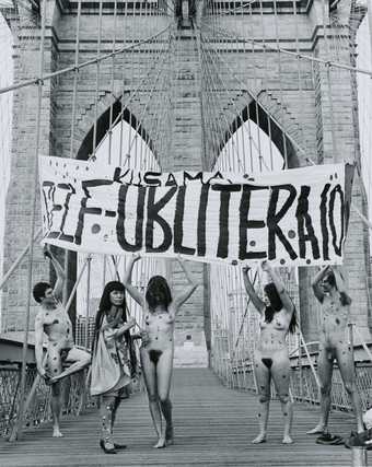Yayoi Kusama, Anti-War naked happening, Brooklyn Bridge, New York, 1968, documented by Shunk- Kender