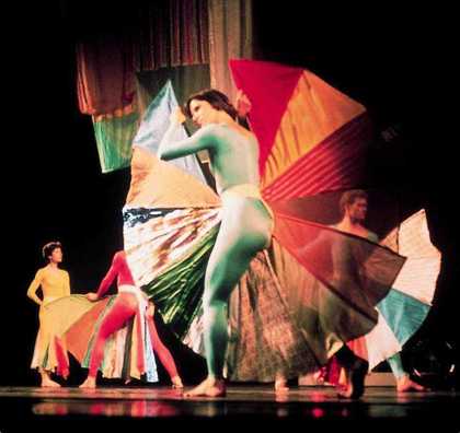 ​Robert Rauschenberg, Travelogue archival footage, Still or Photo, 1977 and 1980, Merce Cunningham Trust / LWT (now ITV plc)