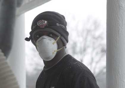 Kevin Jerome Everson R-15 2017, film still. Courtesy the artist; Trilobite-Arts DAC; Picture Palace Pictures