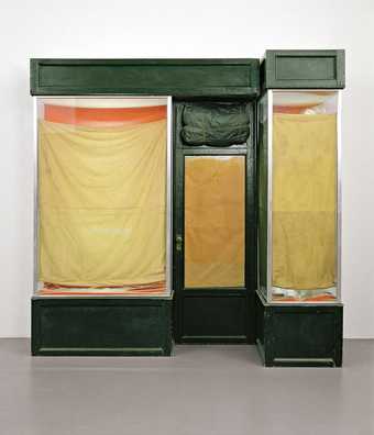 Christo, Store Front 1964