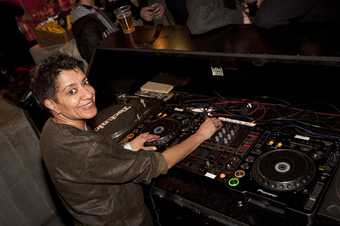 DJ Ritu at her turntables