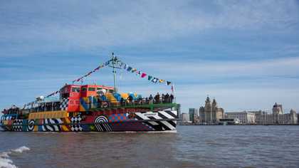 Everybody Razzle Dazzle on River Mersey