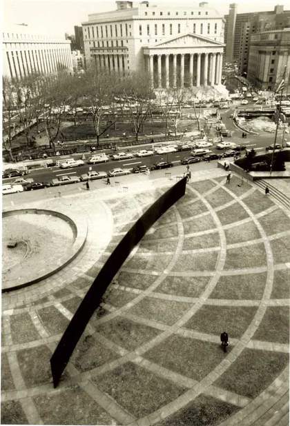 Lost Art: Richard Serra - Tilted Arc 1981