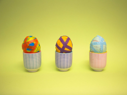 Eggs in cups gif